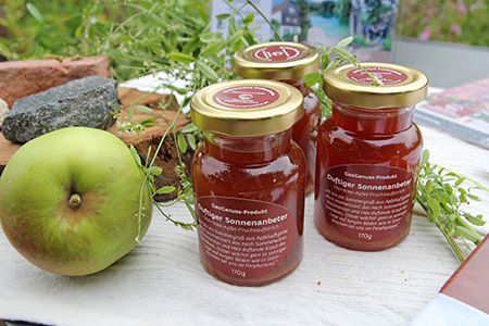 Fruchtaufstrich vom Kräuterhof Falkenhain im Glas.