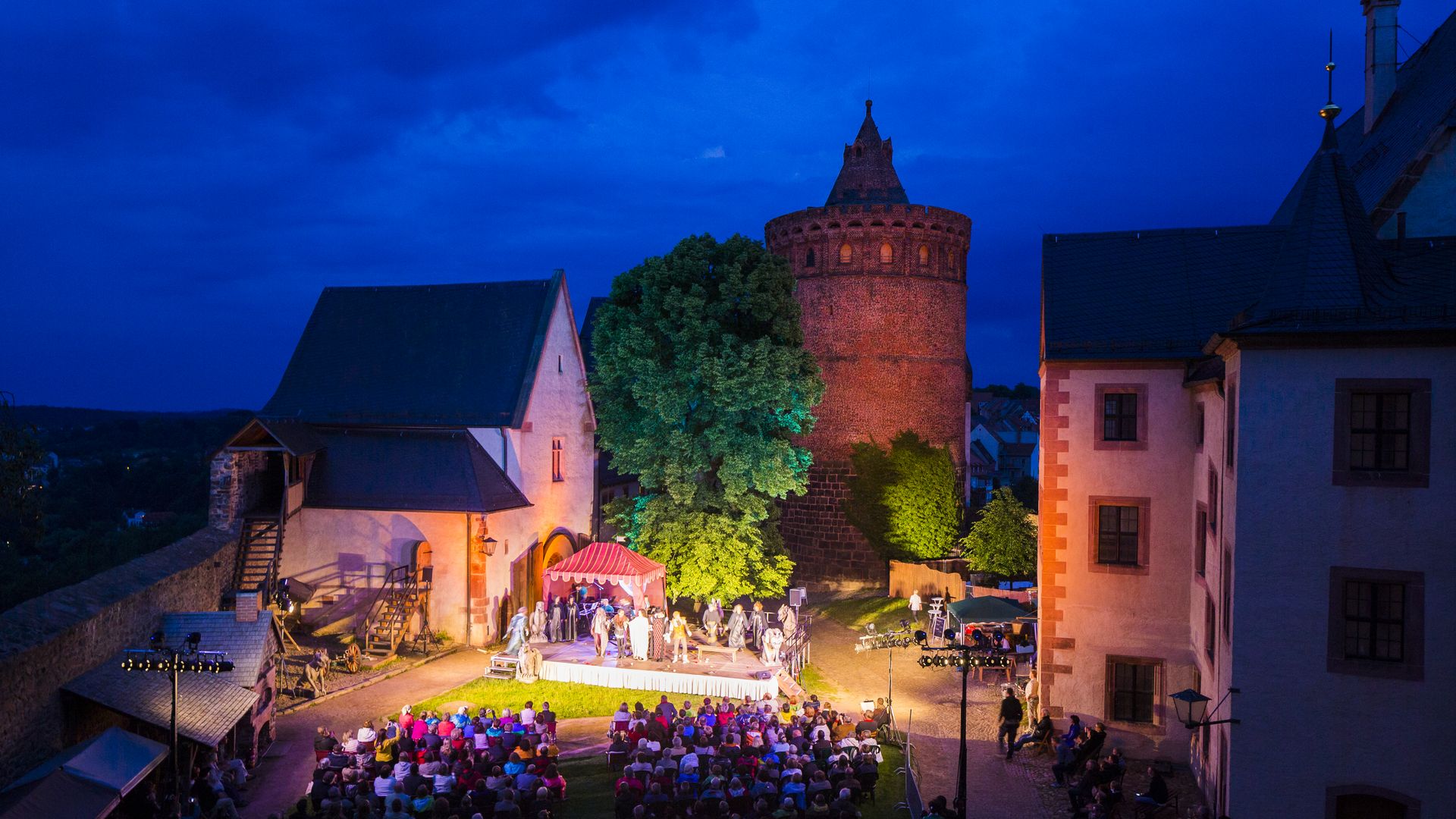 Un concert au château fort de Mildenstein, à Leisnig.