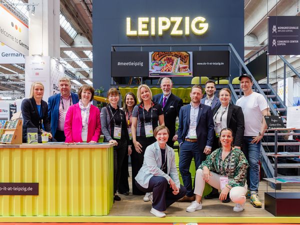 Tagung & Konferenz Leipzig Convention: Vertreter der Kongressinitiative "Feel the spirit ... do-it-at-leipzig.de" während der IMEX 2023