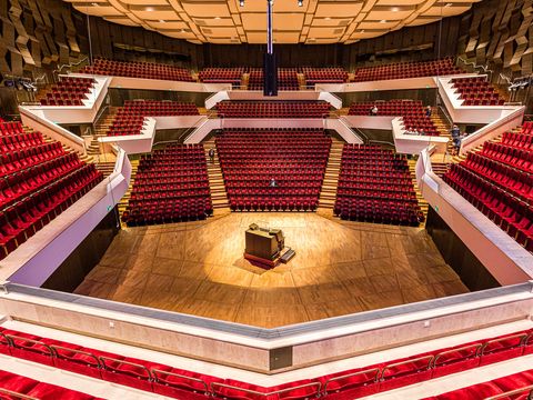 The Great Hall of the Gewandhaus has space for 1900 people and is also used for many events at Christmas.