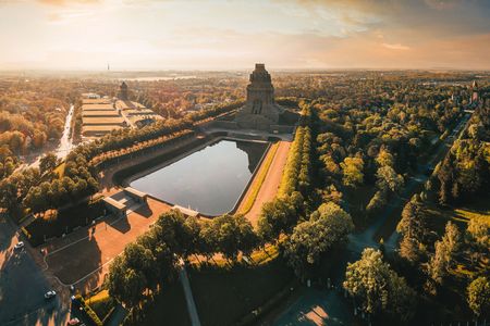 Het monumentale Battle of the Nations Monument verrijst in het zuidoosten van de stad en herbergt ook een museum.