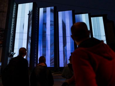 Leipzig Light Festival 2024 with the media artwork "Fortuna. Futura. Libertas." by Liudmila Siewerski, Katia Sofia Ditzler, Marisol Jiménez, and Charlotte Bach at the G2 Kunsthalle Leipzig