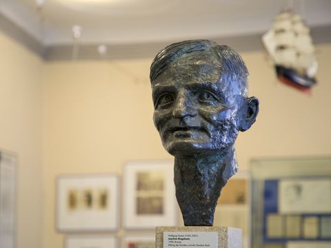 Im Kulturhistorischen Museum Wurzen in der Region Leipzig steht eine Büste des Dichters Joachim Ringelnatz