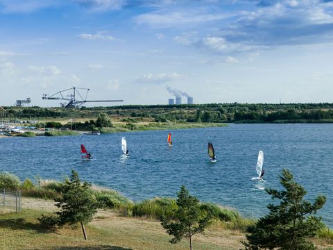 Windsurfers on Lake Markkleeberg and the Mining and Technology Park. 