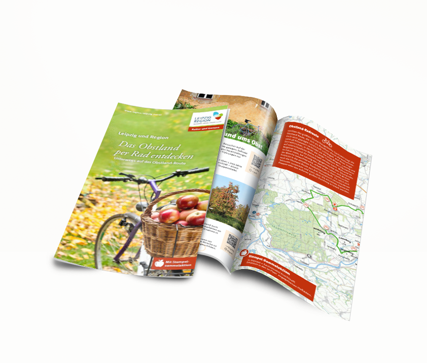 Titel und Innenseite des Obstland-Flyers zum Thema Radfahren im Sächsischen Obstland